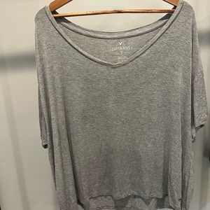 American Eagle. T-shirt, XL. Soft & Sexy material. Fair condition.